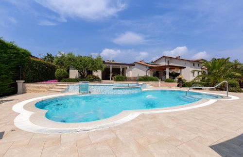 Villa Filton with private pool, sauna, pool and jacuzzi - Foto 8