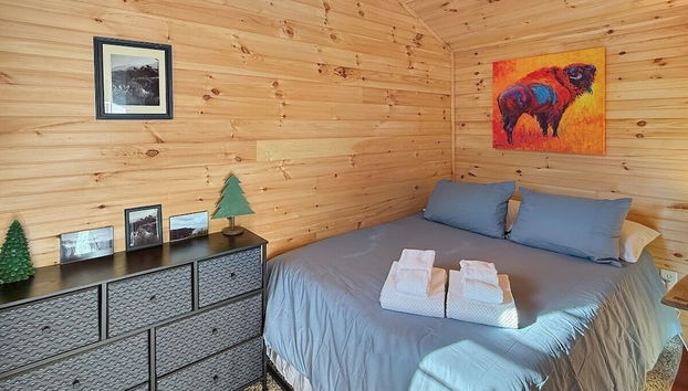 Zen Box Farm Brought to you by GetAway Vacations - Foto 5, Habitación