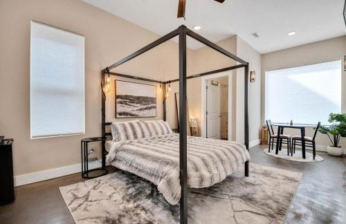 Luxurious Industrial Downtown Suite - Foto 1