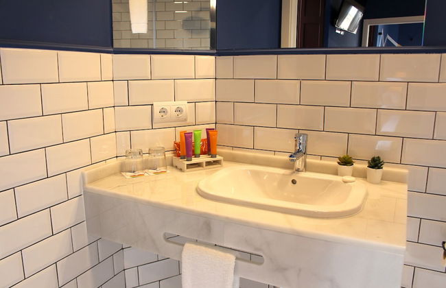 Ritual Sevilla Suites Centro - Photo 49