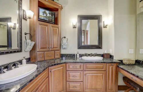 Silver Lake Estate - Private Beach - Hot Tub - Arcades - Foto 55