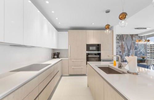 Luxe 2BR 2.5BA Ocean View Condo in Amrit Resort - Foto 24