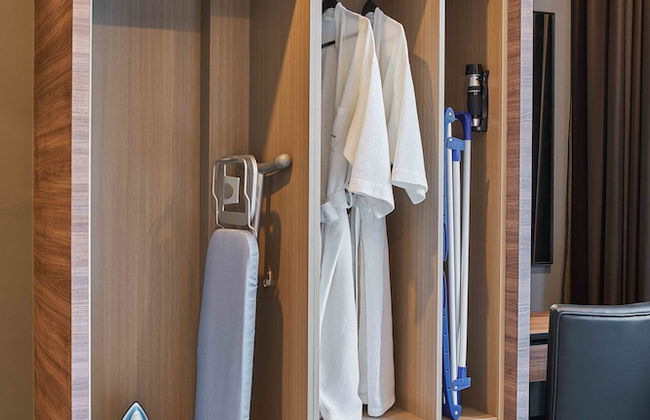 Orchard Grand Court - Photo 27