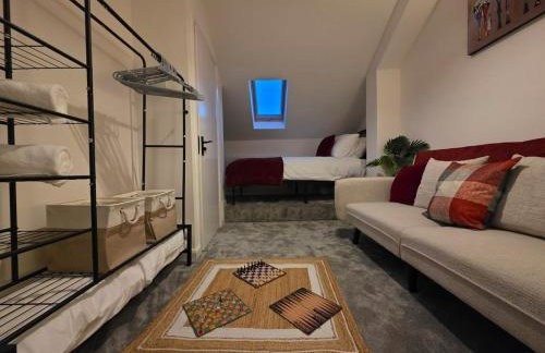 Cambridge Stylish Hot Tub Stay Sleeps 10 - Foto 35