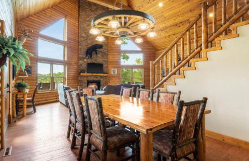 Luxury Lakefront Chalet Resort 2 Pools FREE Amenities Dock MiniGolf Waterslide - Foto 68