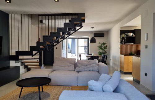 Villa Qualia - Heated pool, 4 bedrooms, 2 kitchens, Stylish interior - Foto 29