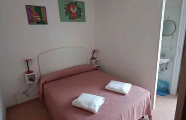 Desiree's Rooms - n 2 camere con bagno privato e balcone - Foto 3