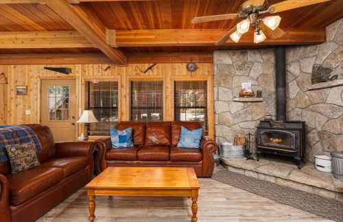 Toste Cabin- Spacious 3BR Cabin in East Village! - Foto 3