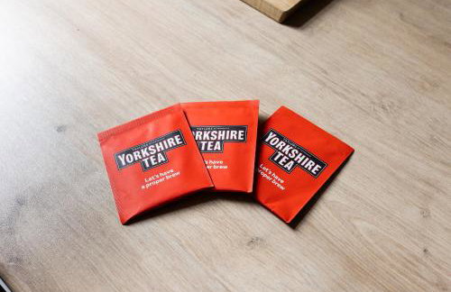 The Victoria - Quaint Victorian Home With Free Parking - Foto 19