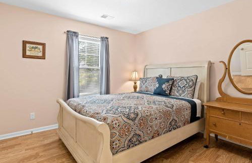 Large Open Floor Home with Fire Pit on the Lake - Foto 31