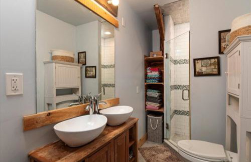 Vermont Retreat 3BR with Mountain Views and Trails - Foto 20