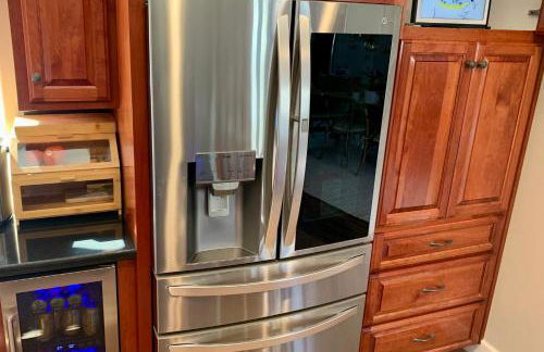 Stunning 3,400 sq ft Lake House w Boat Dock, Sauna, Steam Shower, and More - Foto 22