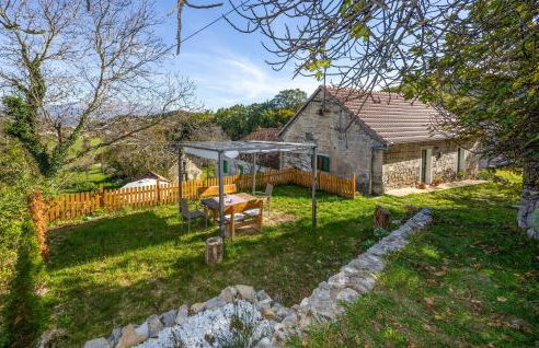 Beautiful Apartment In Hrvace With Wifi - Foto 4