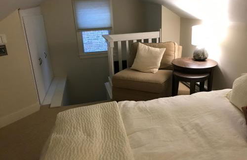 Beautiful Luxury Suite A & B of Shorewood Home - Foto 13