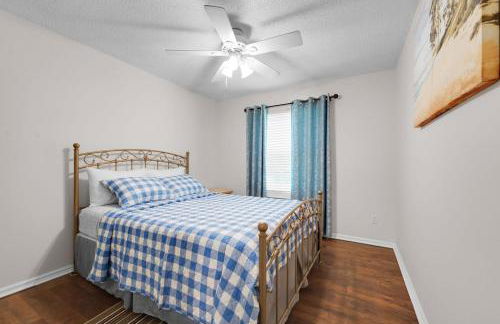 Cozy Modern 3BR Retreat St Augustine - Foto 8