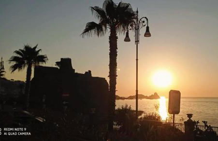 La Terrazza sul Mare Modern Apartment - Foto 18