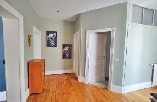 large 5-bedroom 2 floor apartment 200 m2 - Foto 33