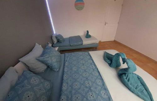 Villa avec plage à pied et grande piscine - Foto 14