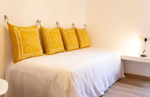 SingularStays Valencia Center - Photo 5