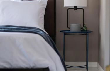 Chic Cabin with Hot Tub and Fire Pit - Foto 26