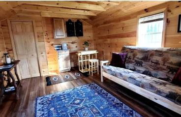 Off-Grid Cabin Nestled Among Nature with Lovely Landscape Views in Maine - Foto 24