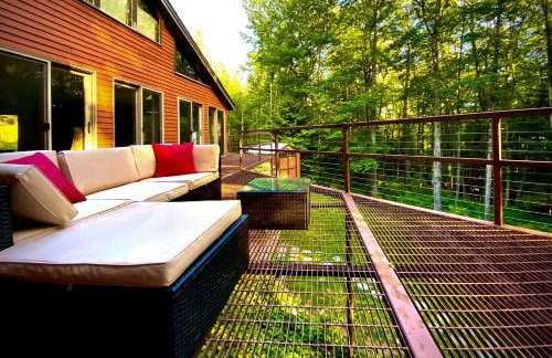 White Mountain Escape with Separate In-Law Suite! - Foto 38