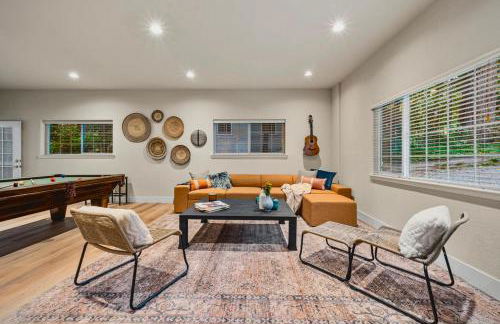 Spacious Cozy and Renovated Mountain Retreat - Foto 18