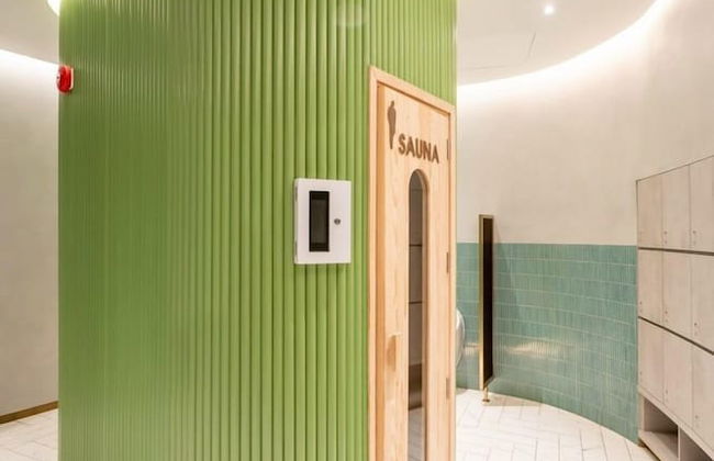 Happy Light Apartment in the Cardinal Court - Photo 40