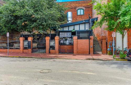 West End Loft - Downtown 5 min walk to River St - Foto 27