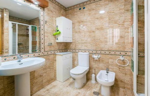 1 Bedroom Stunning Apartment In Sevilla - Foto 16