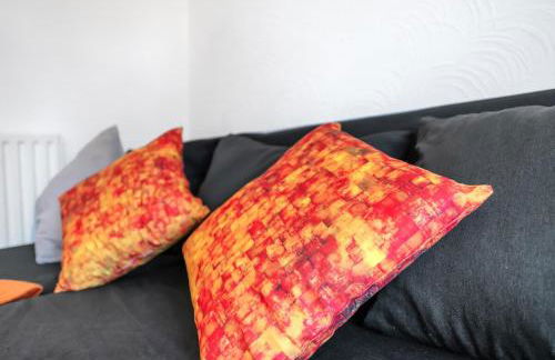 Awesome Games Room House! East Midlands Airport, Donington Park, with FREE parking - Foto 20