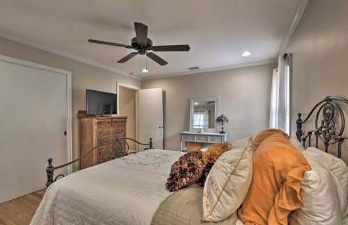 Charming Florence Getaway with Fireplace and Grill! - Foto 15