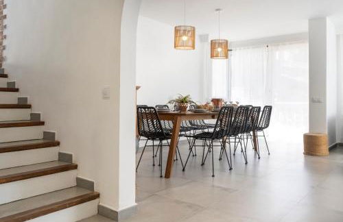 VILLA WINE & BEACH Design and Luxury in Cala Crancs - Foto 15