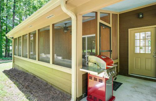 about 1 Mi to Dtwn Alpharetta Home with Screened Porch! - Foto 25