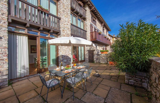 Liano Ginestra -Terrace & parking - Photo 1