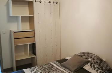 beau T2 lumineux 1er etage - Foto 6