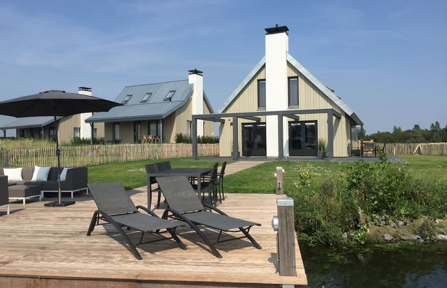 Villa Oesterdam Wellness 10 Persons - Photo 1