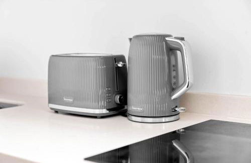 Stylish Apartment - City Centre - Secure Parking - Fast Wifi - Balcony 279O - Foto 20