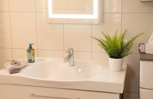 Gemütliche Ferienwohnung Monheim - Foto 8