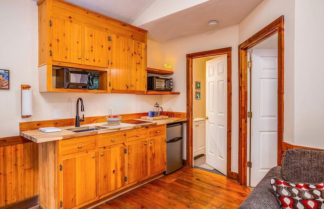 Love Ridge Mountain Lodging - Foto 35