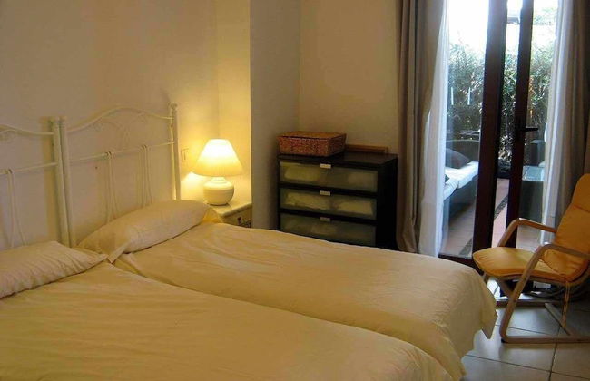 VenAVera C10A - Ground floor Garden 3Bedrooms/2Baths Beachfront, WIFI - Foto 6