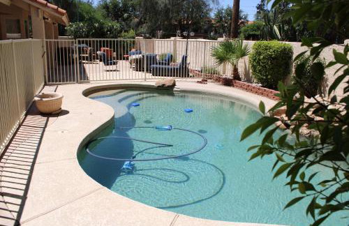 Arts, Fenced Private Pool, Fire World - Foto 49