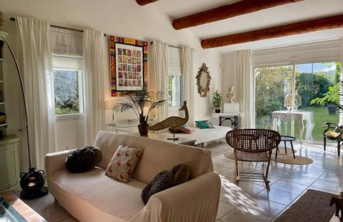 Les Muscades - Foto 28