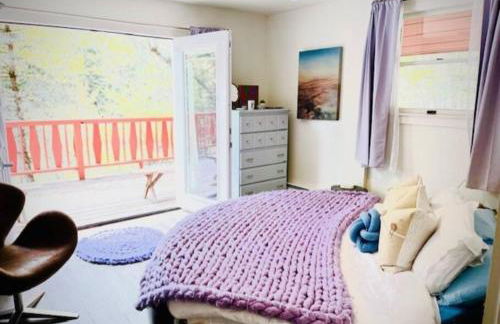 Catskill Cabin, Cool Apartment, 2nd Floor - Photo 1