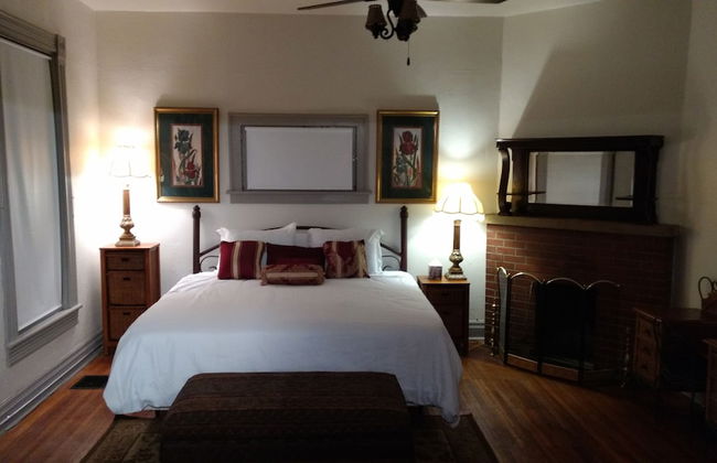 Beautiful Downtown Indy Guest Homes - Foto 12