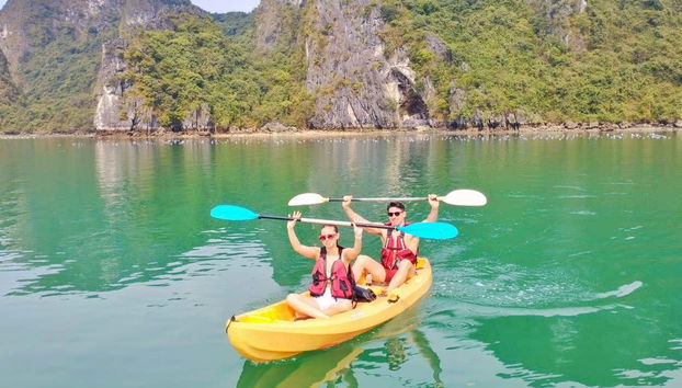 Ha Long Bay Day Trip - Photo 3