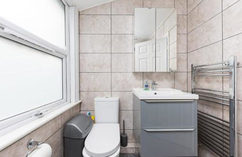 Cozy 4 bedroom home in Hackney, London - Foto 28