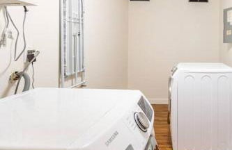 Zen Haus, Spacious Retreat, luxury, near UO - Foto 51