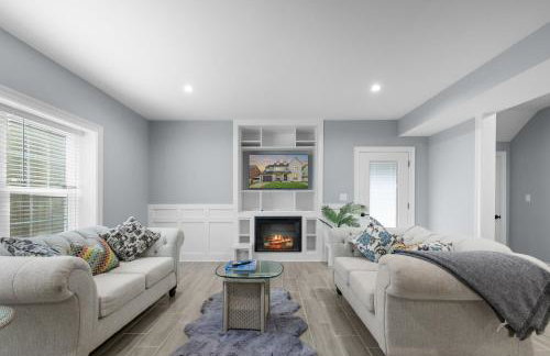 Luxury awaits in this stunning, modern home - Foto 35