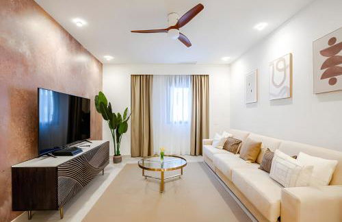 AlbertHouse - Lujoso Apartamento en el Centro de Málaga - Photo 1